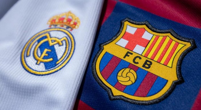 Escudos del Real Madrid y el FC Barcelona