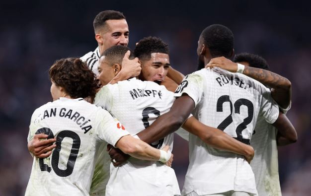 Real Madrid celebra su triunfo ante el Getafe